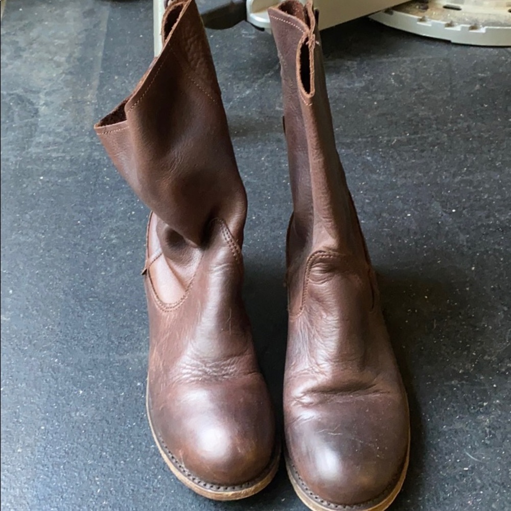 Vintage Brown Leather boots